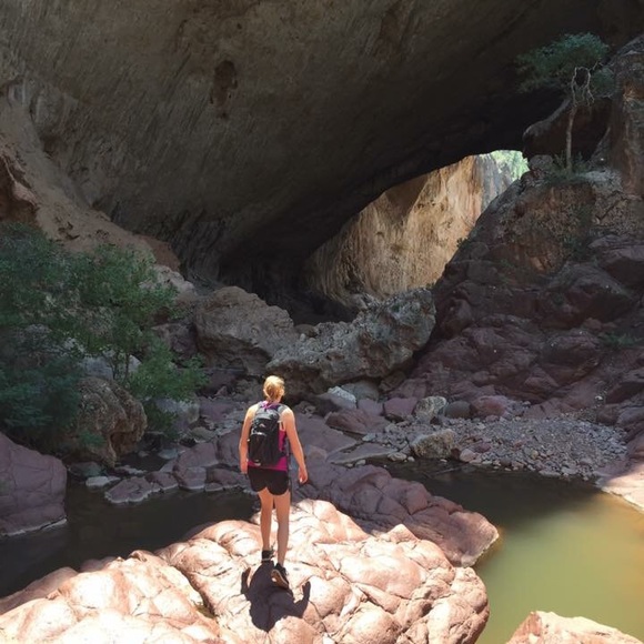 Meet your Posher, Breana - Picture 3 of 5